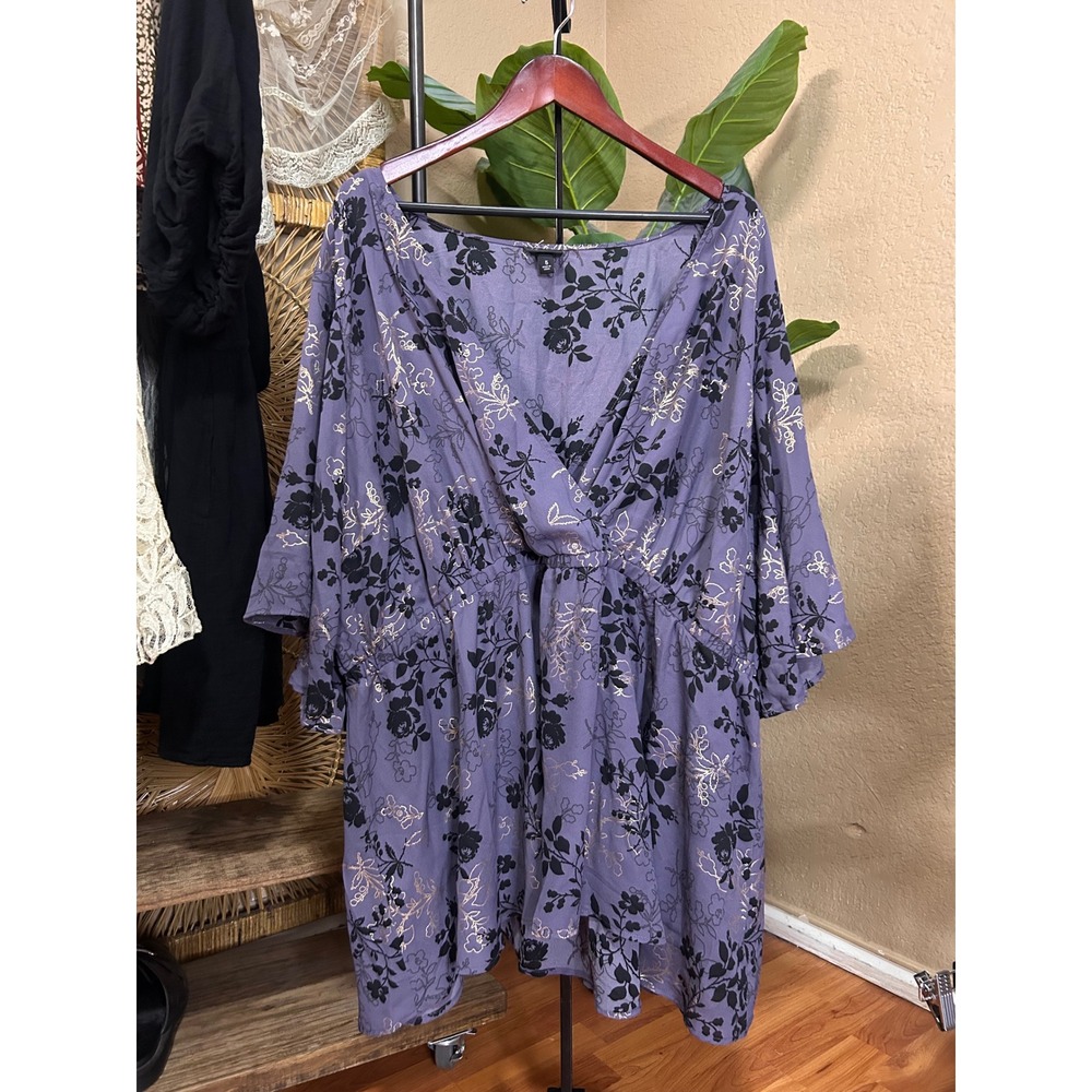 Torrid purple flutter sleeve tunic top size 5 5X plus polyester